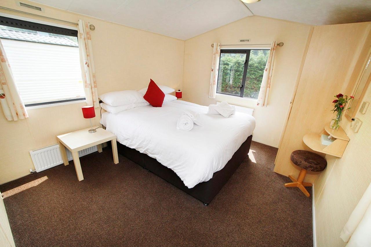 Oxwich Bay Hotel Swansea Exteriör bild
