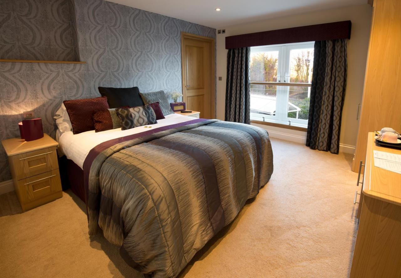 Oxwich Bay Hotel Swansea Exteriör bild